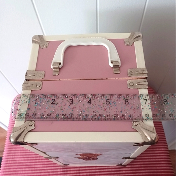 Vintage Doll Traincase - Picture 13 of 13